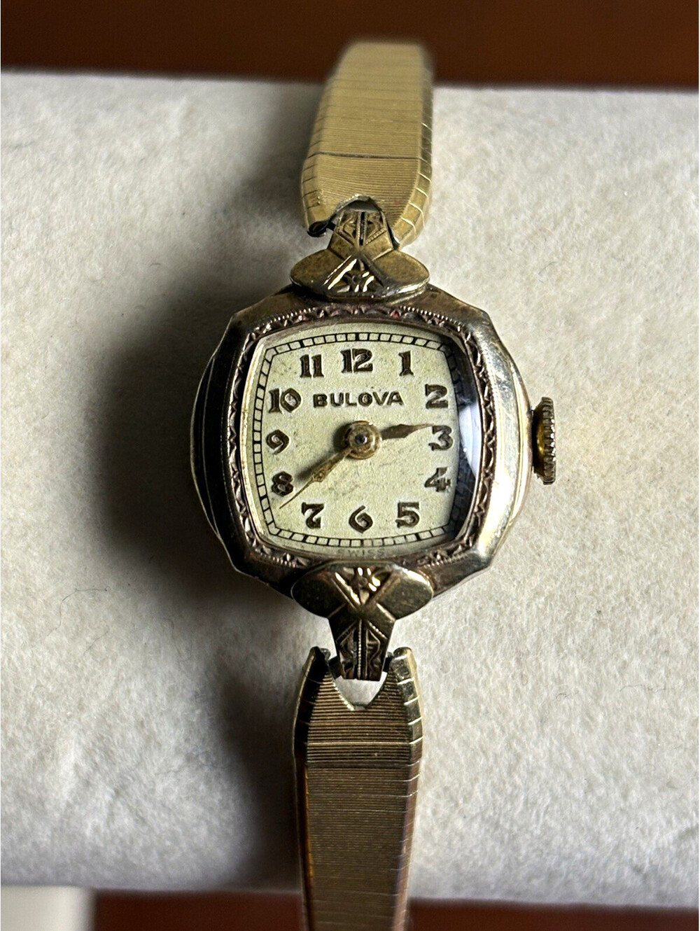 Vintage 1938 Bulova Art Deco Womens Watch 7AM 17J 10K RGP Bezel RUNNING